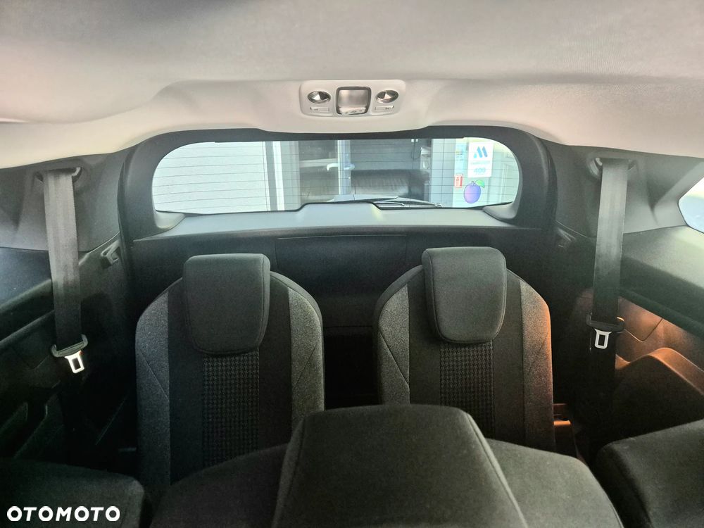 Peugeot 5008 BlueHDi 130 EAT8 Active - 22