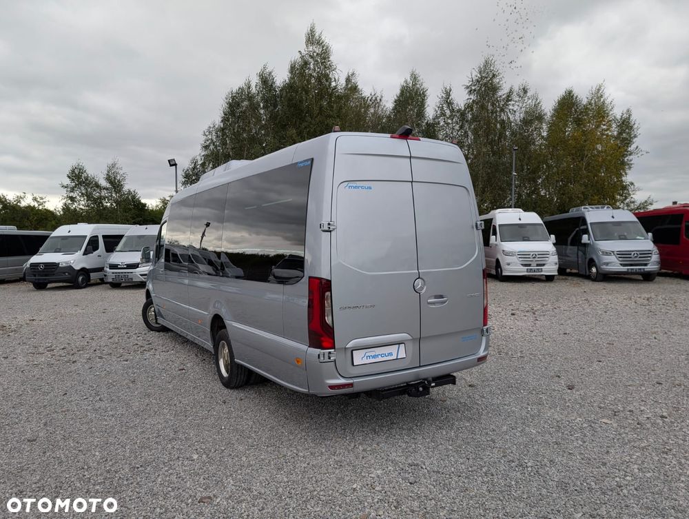 Mercedes-Benz Sprinter 519 - 9