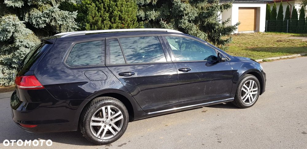 Volkswagen Golf 1.6 TDI BlueMotion Technology Comfortline - 12