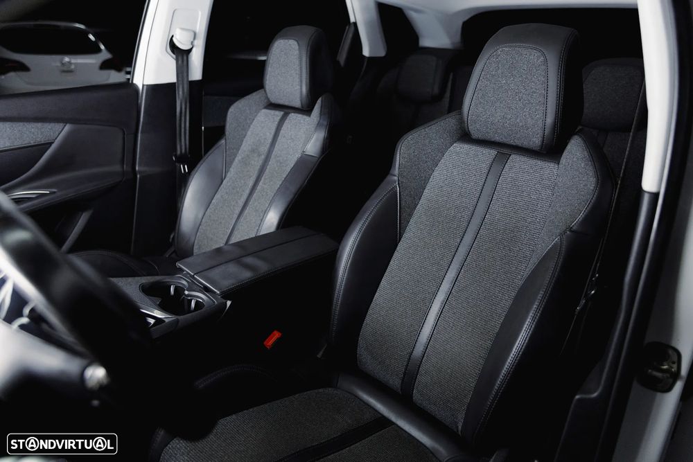 Peugeot 3008 1.2 PureTech Allure - 10