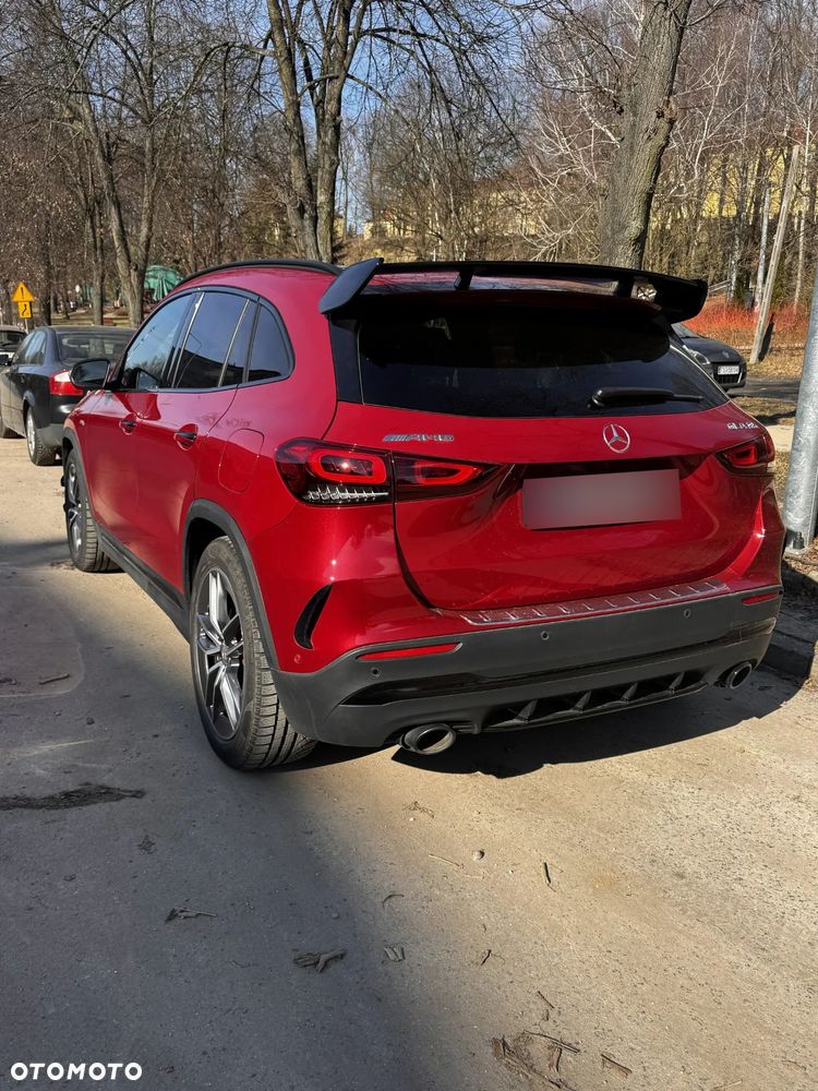 Mercedes-Benz GLA - 3