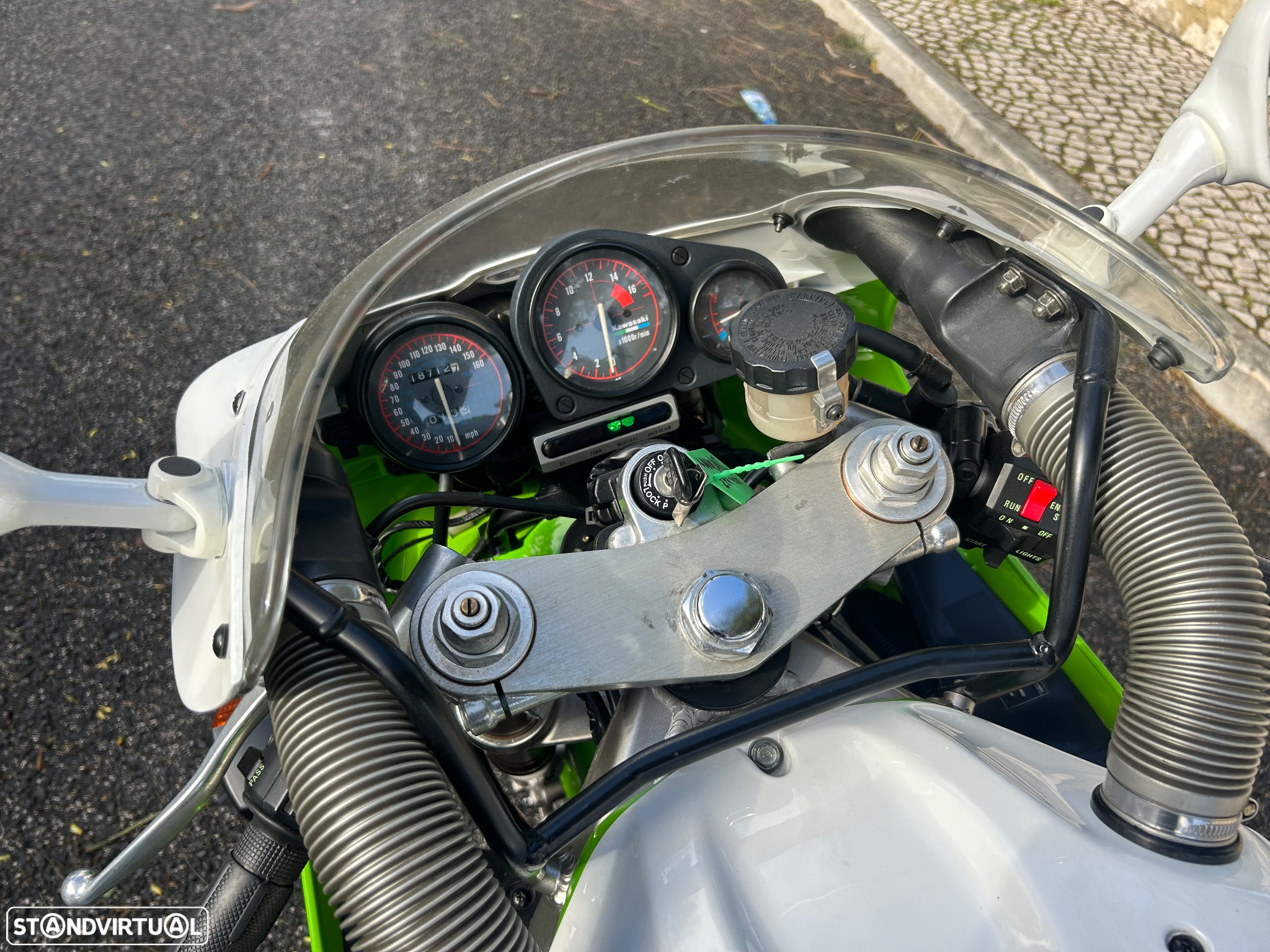 Kawasaki ZXR 400 - 3