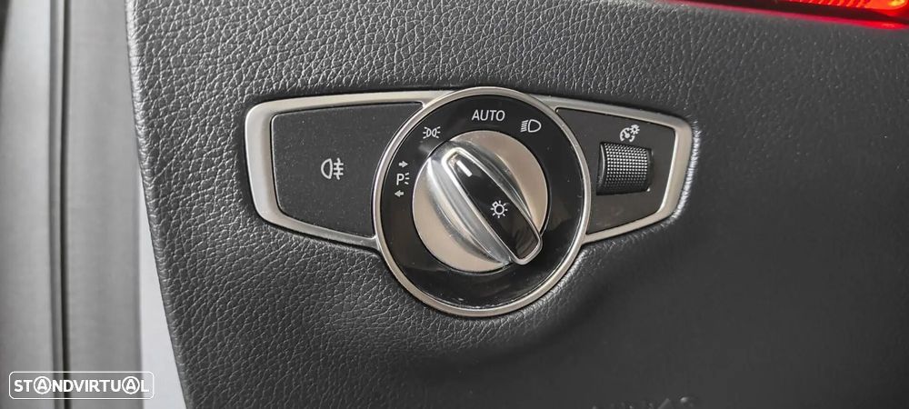 Mercedes-Benz E 220 d Avantgarde - 44