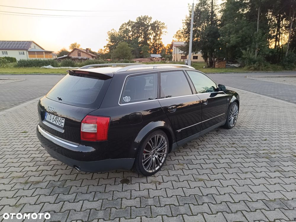 Audi A4 Avant - 4
