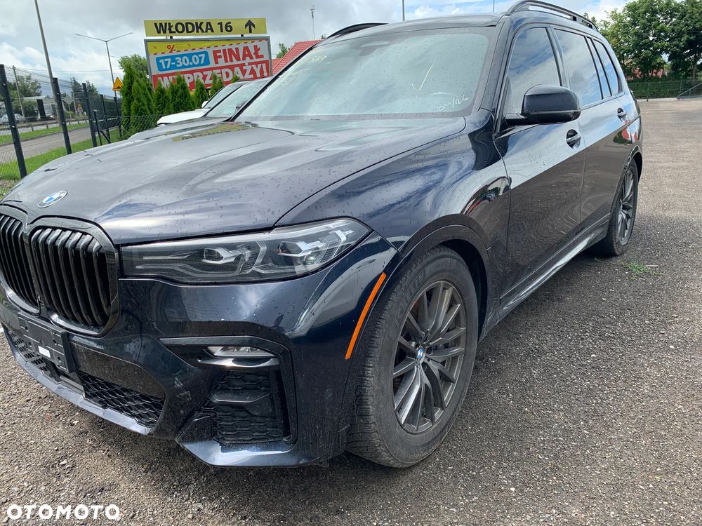 BMW X7 - 8