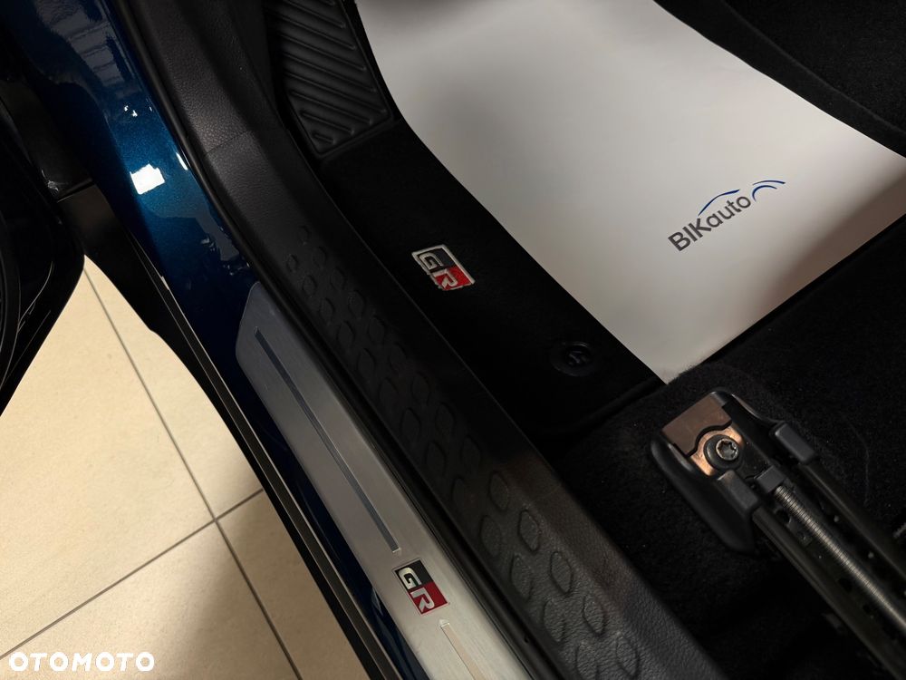 Toyota C-HR 2.0 Hybrid GR Sport - 18