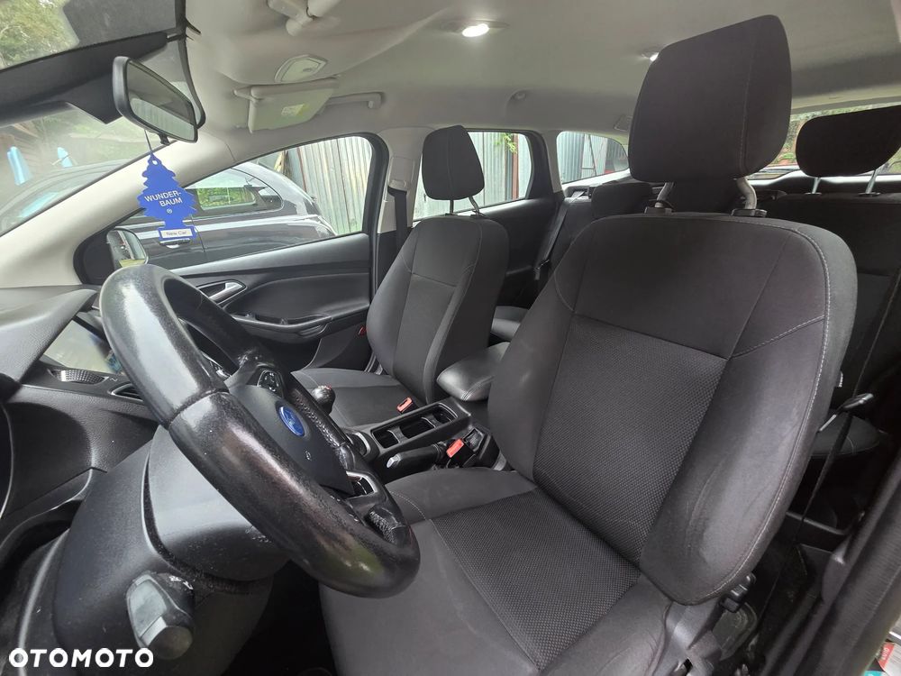 Ford Focus 1.5 TDCi Trend - 12