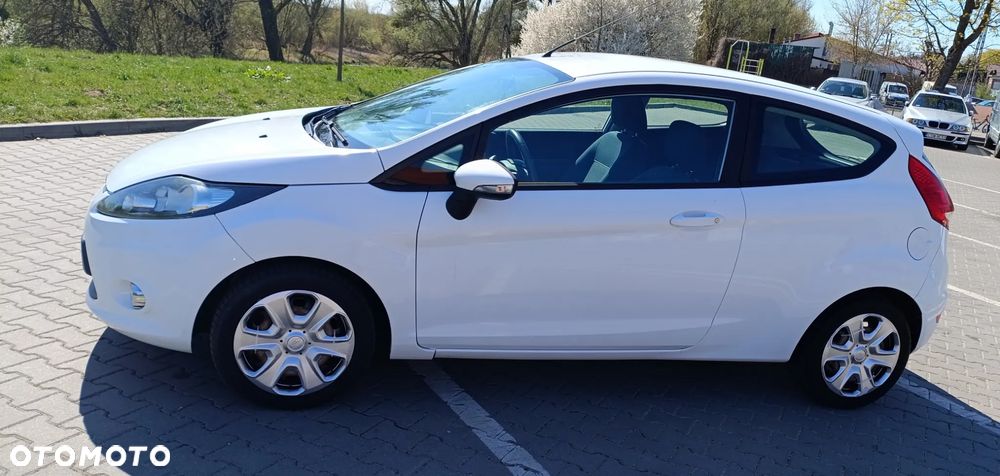 Ford Fiesta - 2