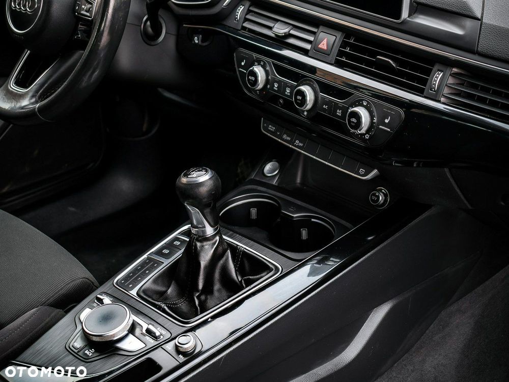 Audi A4 Avant 2.0 TDI Sport - 26