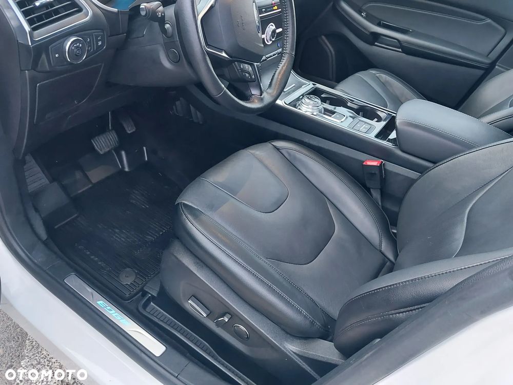 Ford Edge - 9