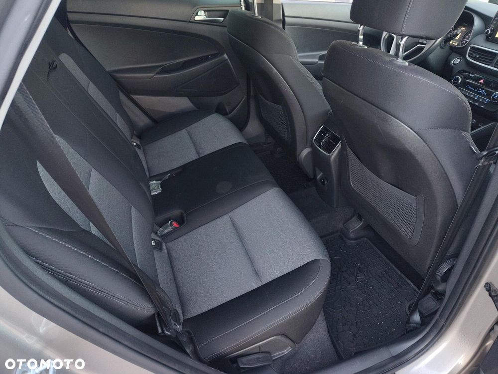 Hyundai Tucson 1.6 GDI BlueDrive Style 2WD - 26