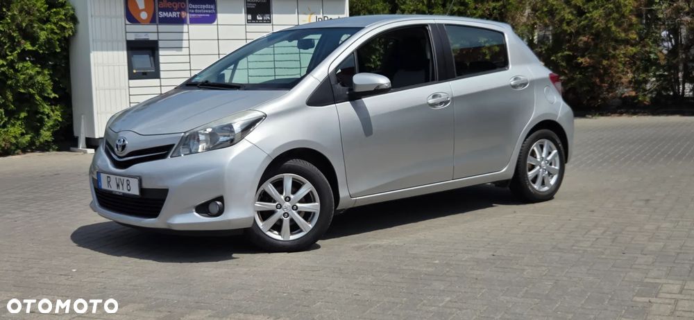 Toyota Yaris 1.33 VVT-i Executive - 5
