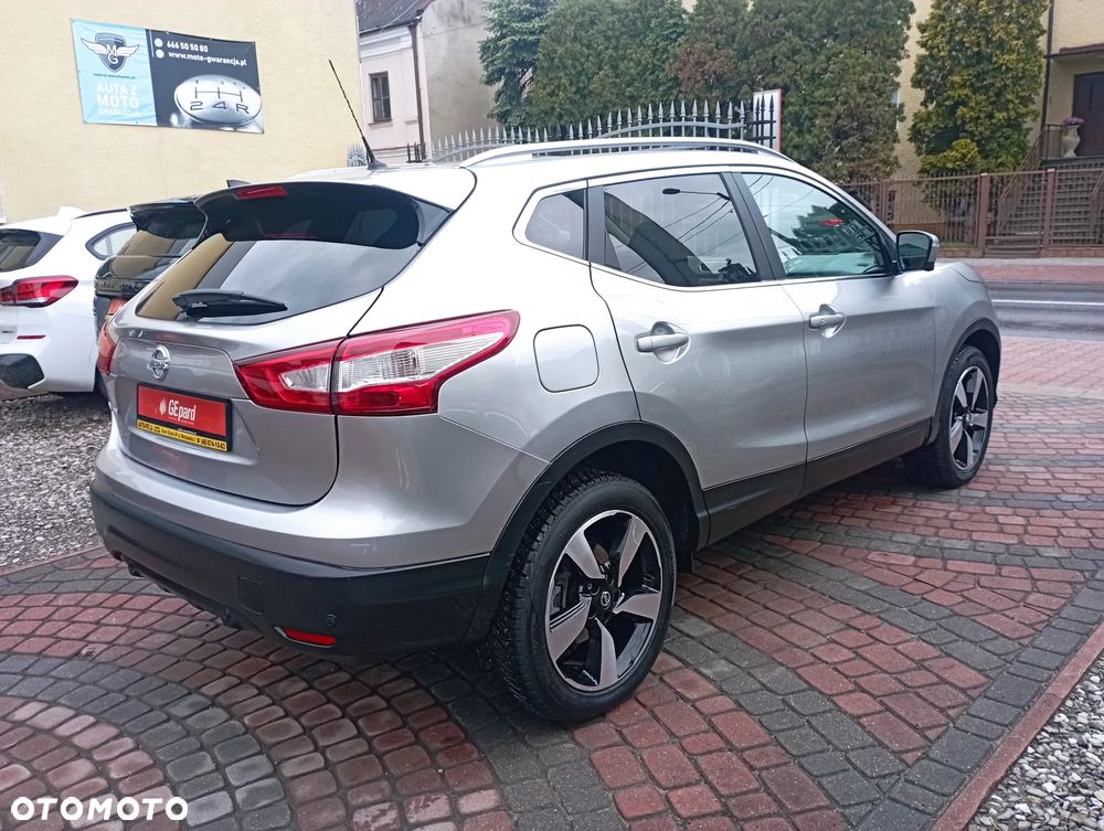 Nissan Qashqai 1.2 DIG-T N-Connecta Xtronic EU6 - 4