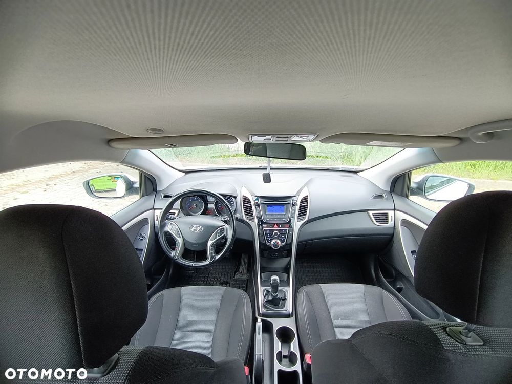 Hyundai i30 1.6 CRDi Comfort - 18