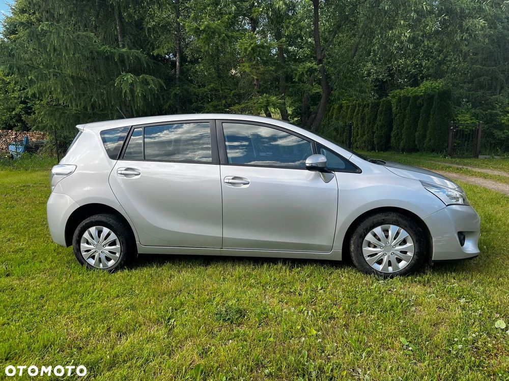 Toyota Verso 1.6 D-4D Active - 1