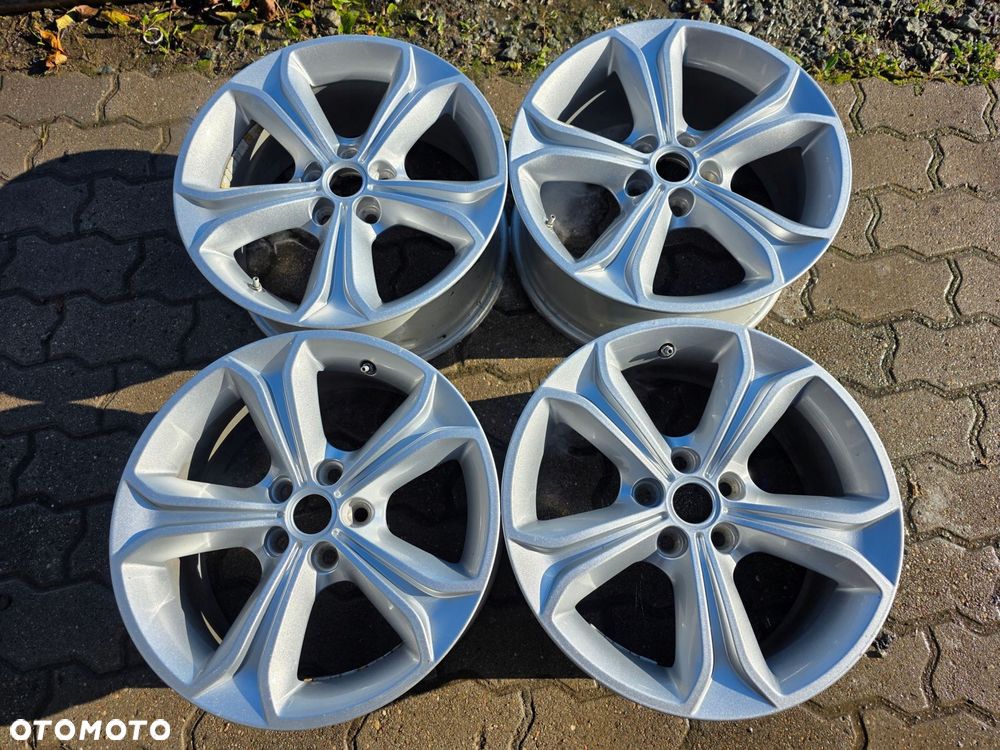 felga aluminiowa land rover oe evoque discovery 7.5" x 17" 5x108 et 45 - 1