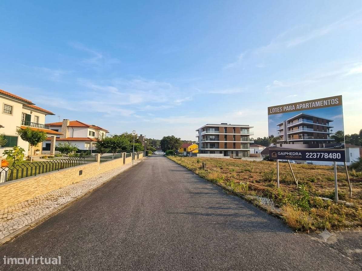 Invista em Águeda: lotes para apartamentos em zona grande procura - Grande imagem: 2/11