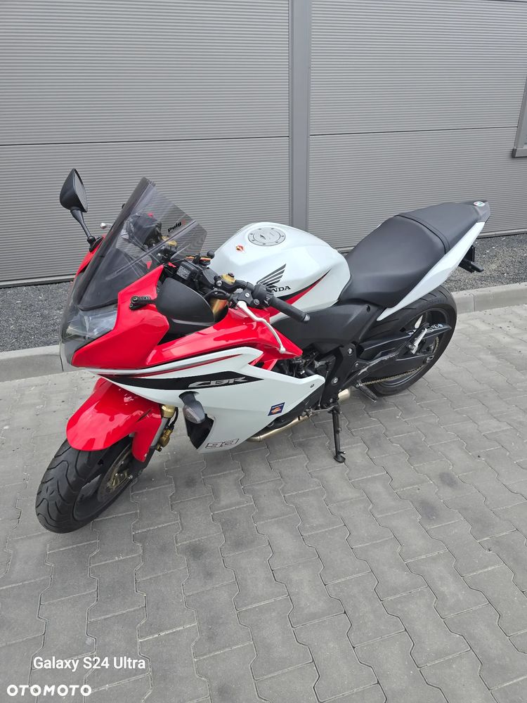 Honda CBR - 18