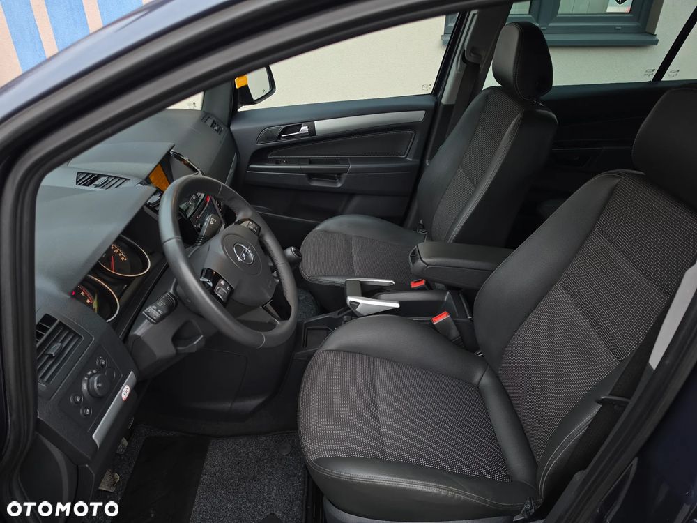 Opel Zafira 1.8 Edition 111 Jahre - 24