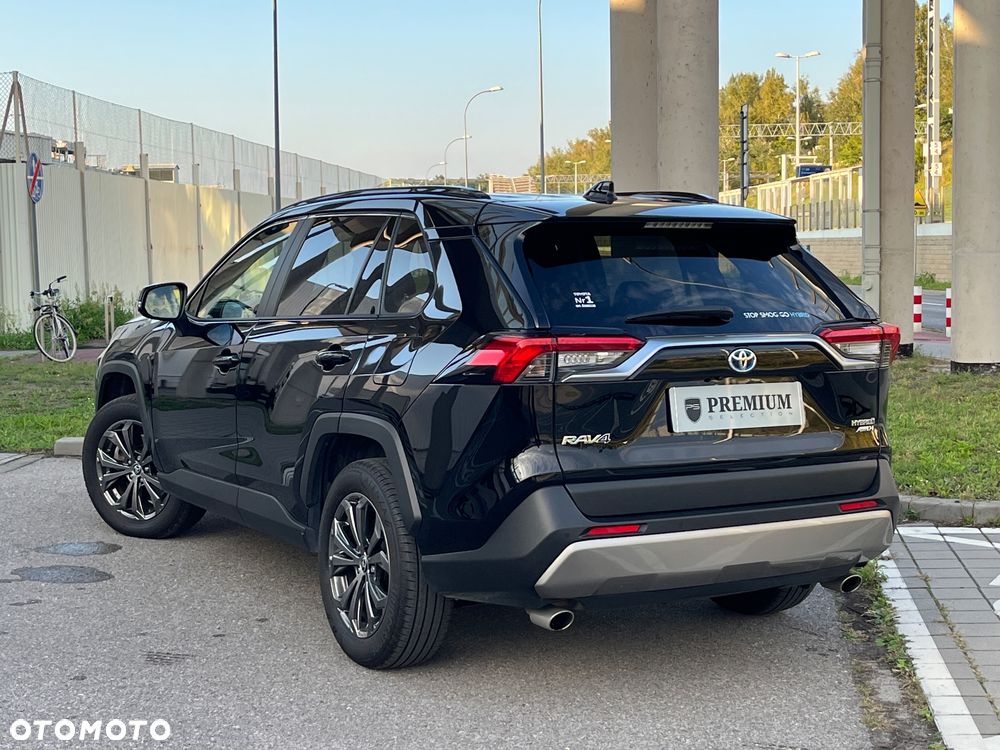 Toyota RAV4 - 10