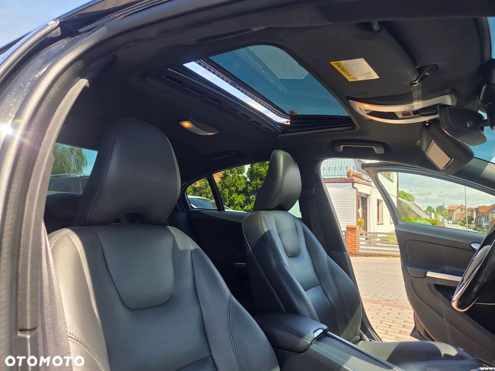 Volvo S60 2.5 T5 AWD - 16