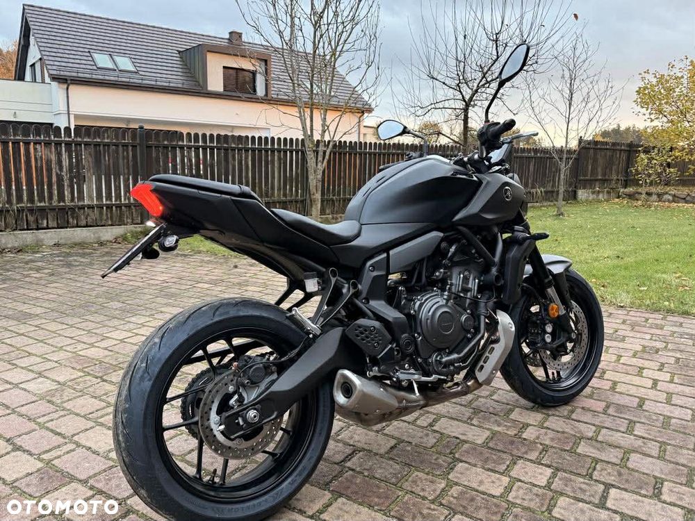 Yamaha MT - 2