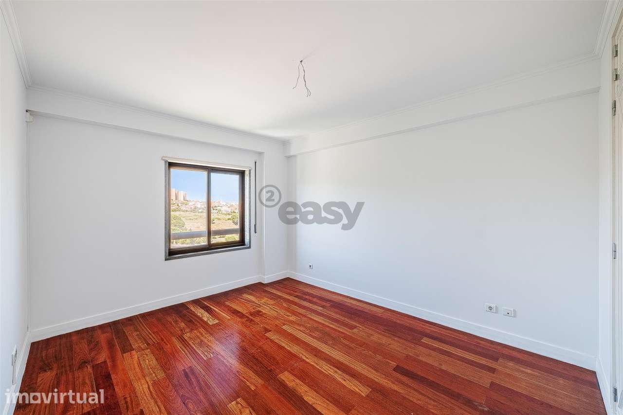 Apartamento 8 assoalhadas em Odivelas - Grande imagem: 5/60
