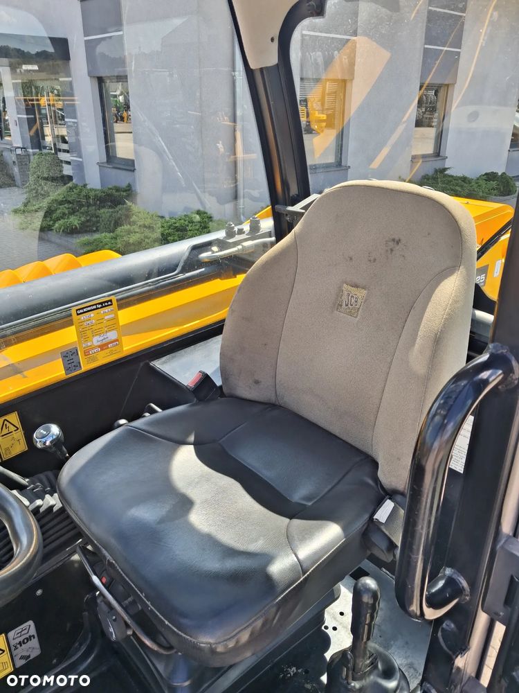 JCB 535 - 125 Hi Viz - 9