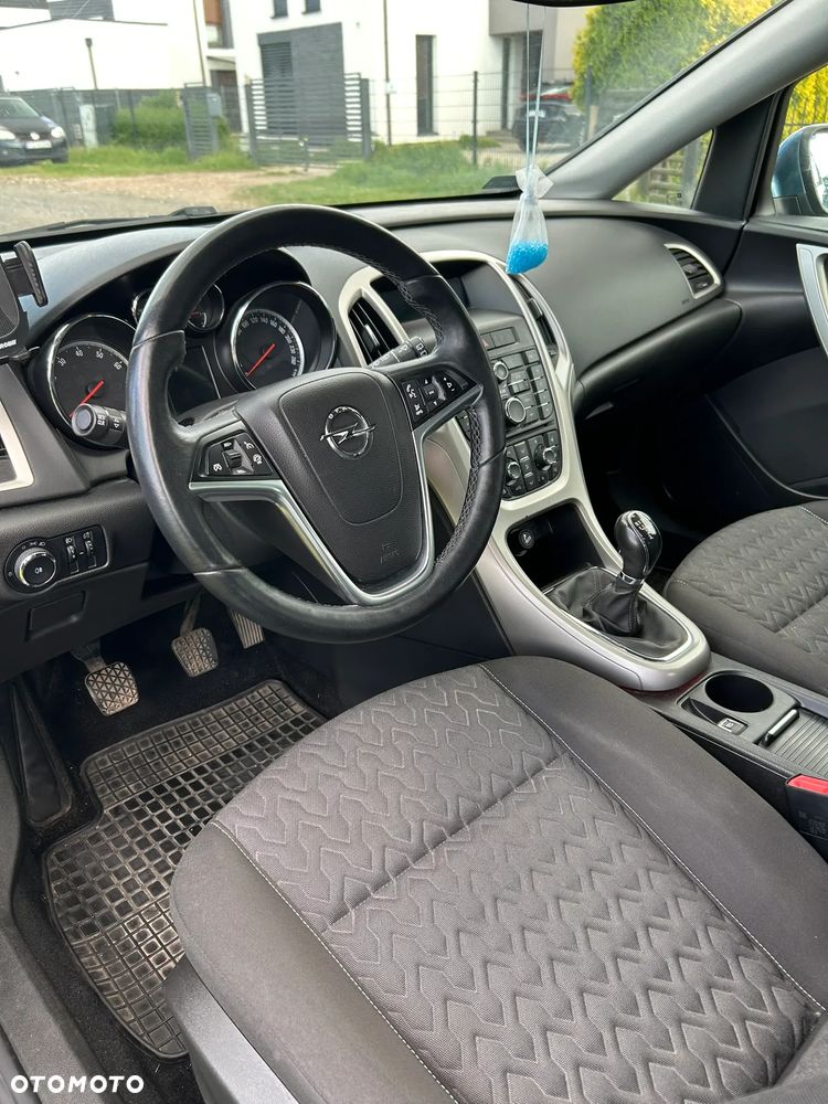 Opel Astra - 11