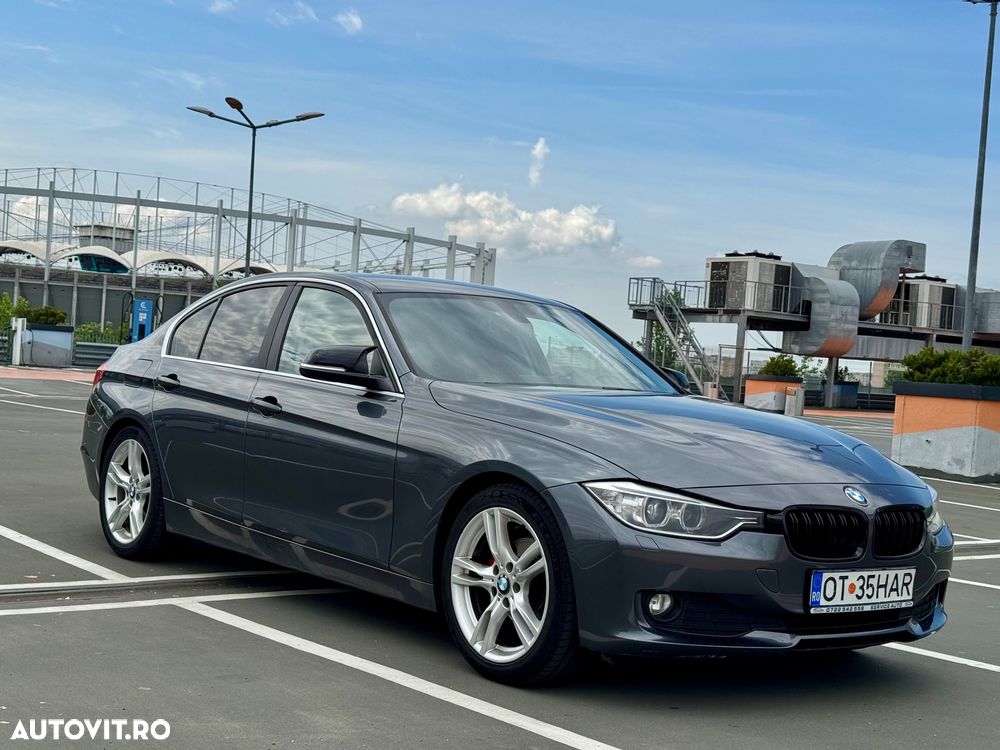 BMW Seria 3 320d EfficientDynamics Edition - 3
