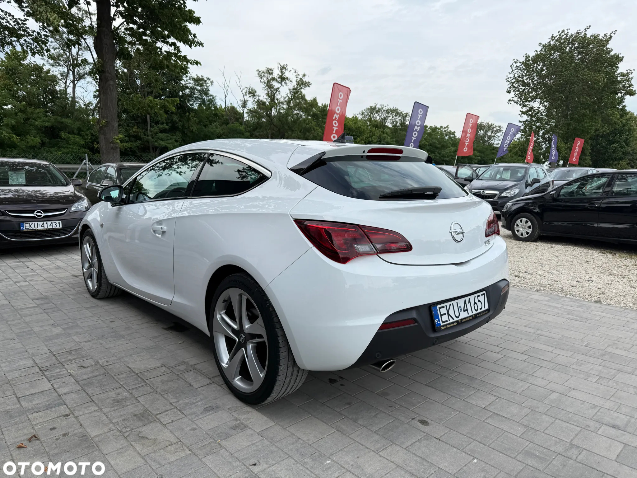 Opel Astra IV 1.4 T Cosmo S&S - 16