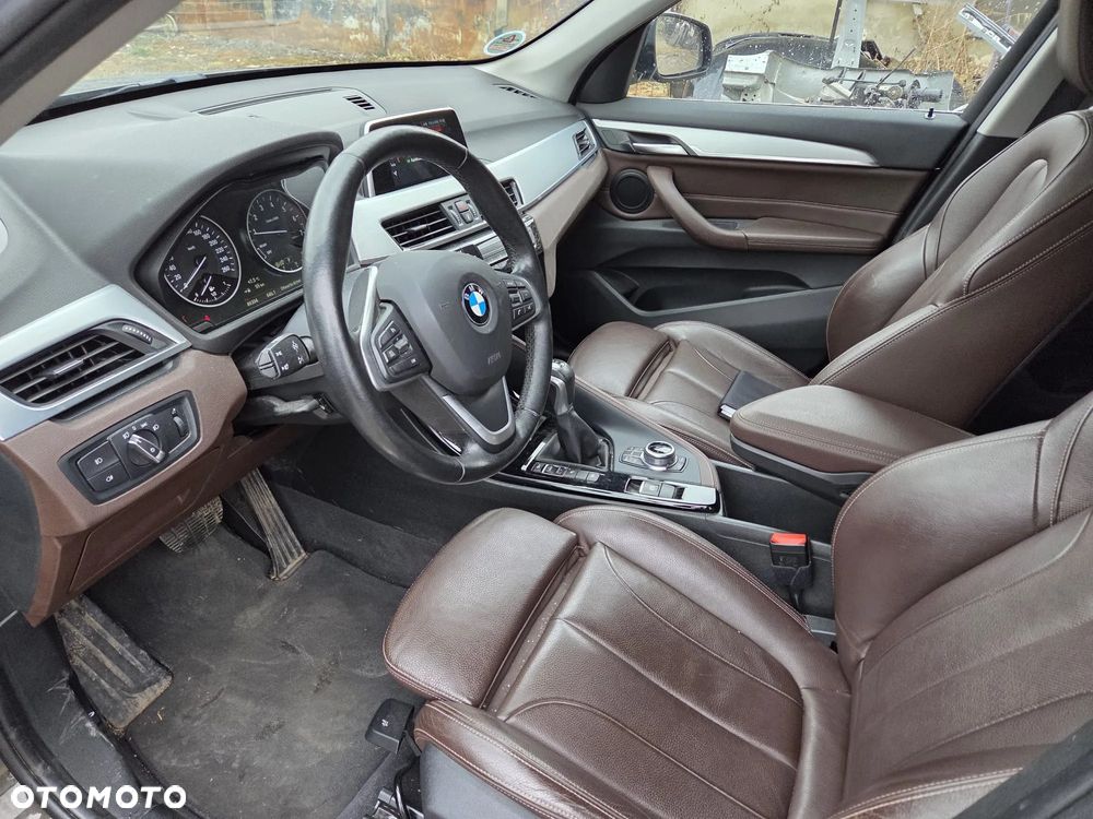 BMW X1 xDrive20i xLine - 9