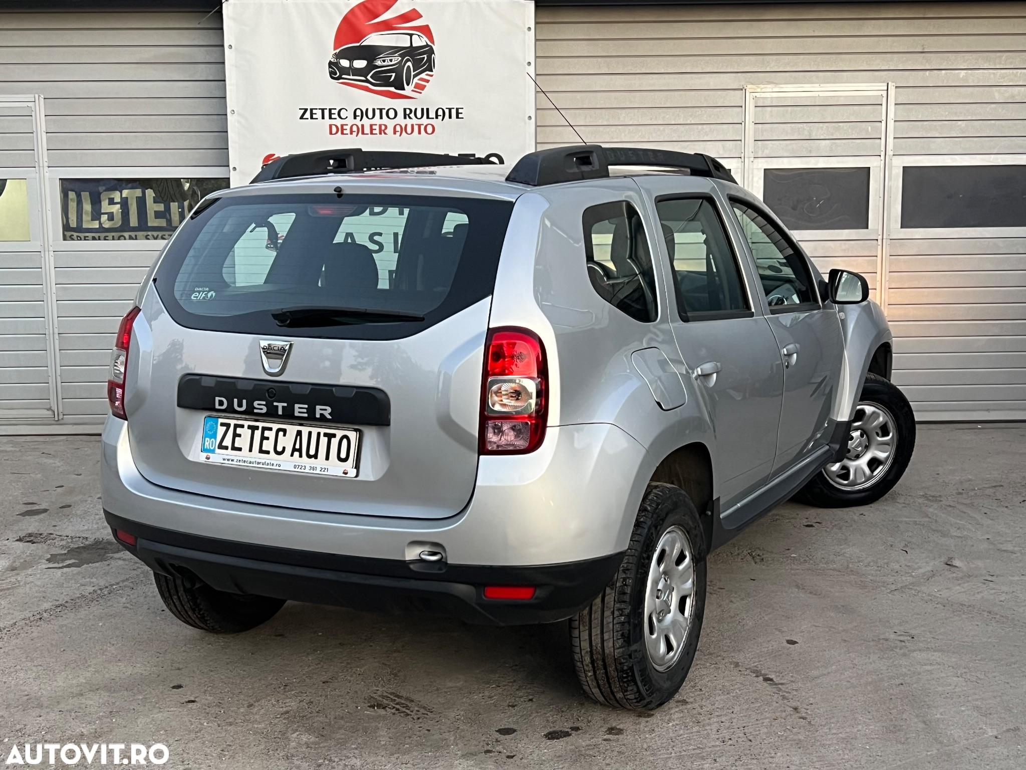 Dacia Duster 1.5 dCi 4x2 Laureate - 2