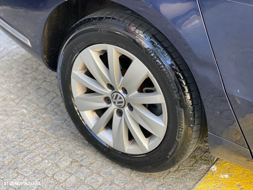 VW Passat Variant 1.6 TDI BlueMotion - 9