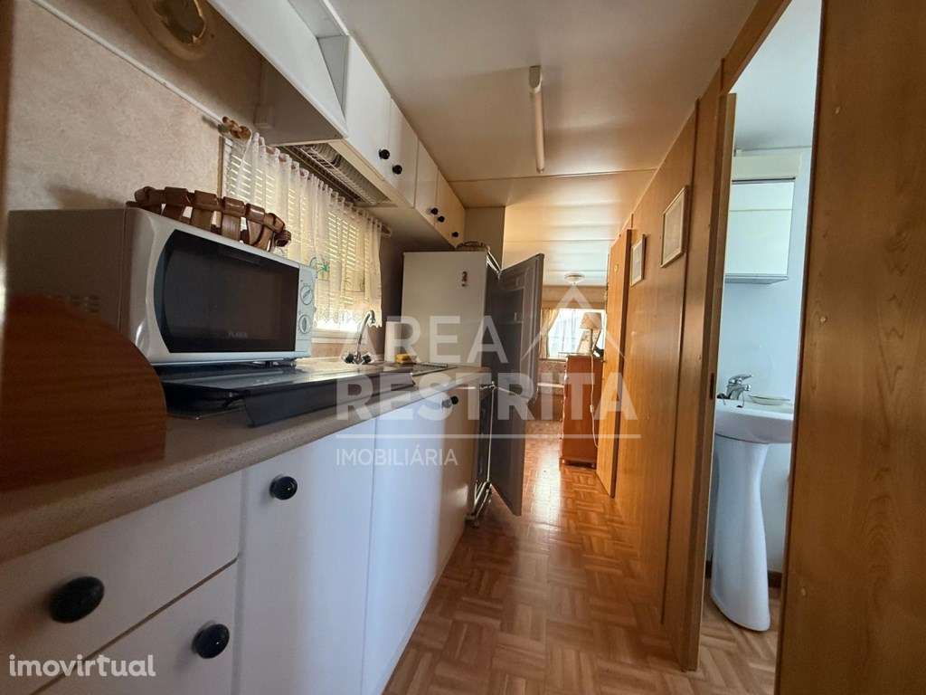 Moradia T3 + 2 acionistas no Parque Verde em Fernão Ferro - Grande imagem: 5/27