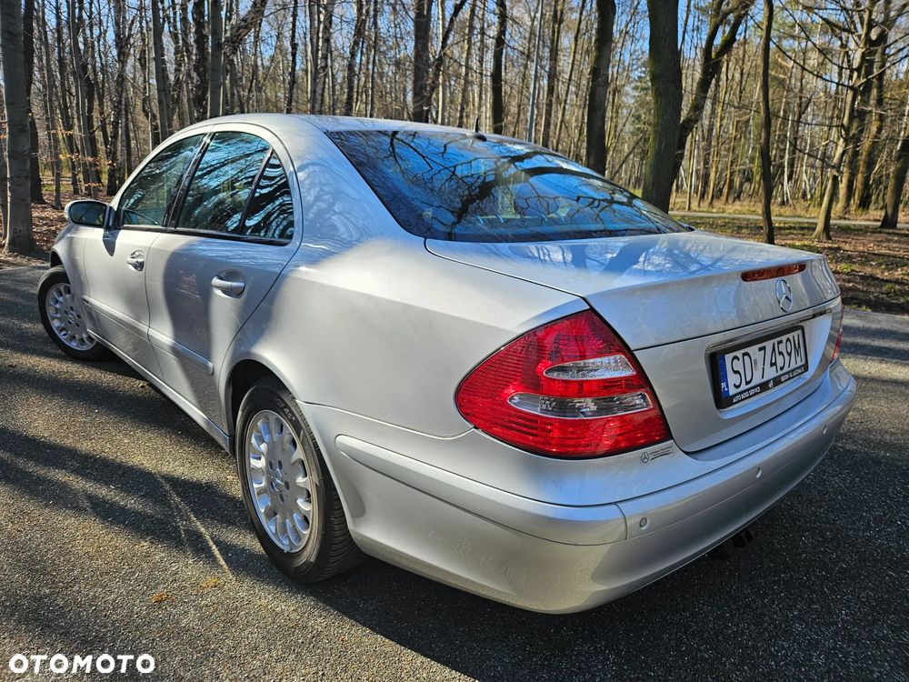 Mercedes-Benz Klasa E 200 Kompressor Classic - 9