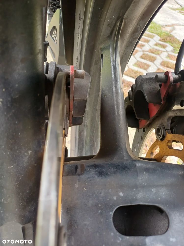 Suzuki DL - 11