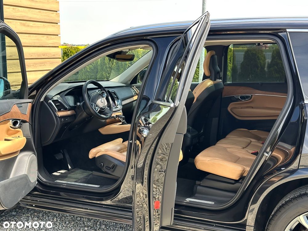 Volvo XC 90 D5 AWD Geartronic Inscription - 12