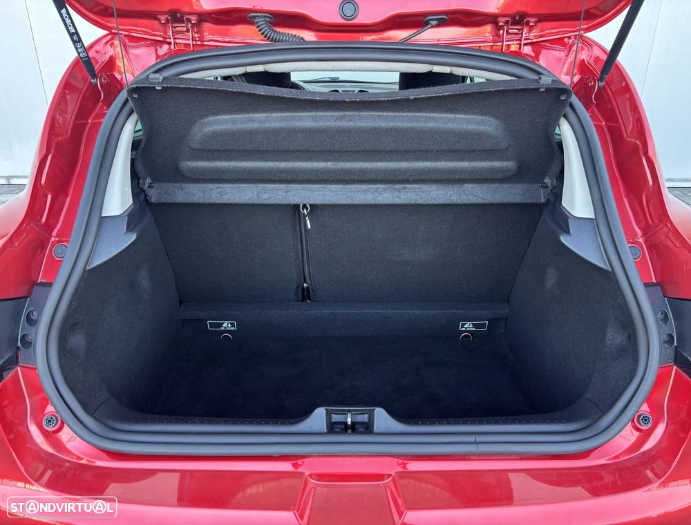 Renault Clio 1.5 dCi Limited - 38