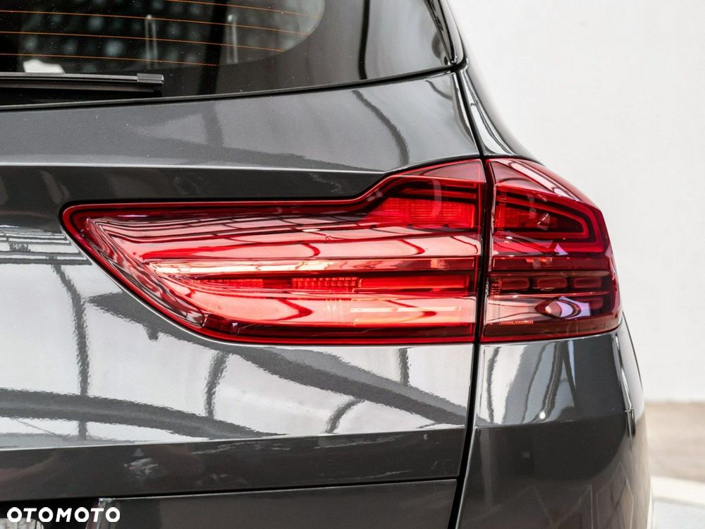 Kia Ceed 1.5 T-GDI M - 10