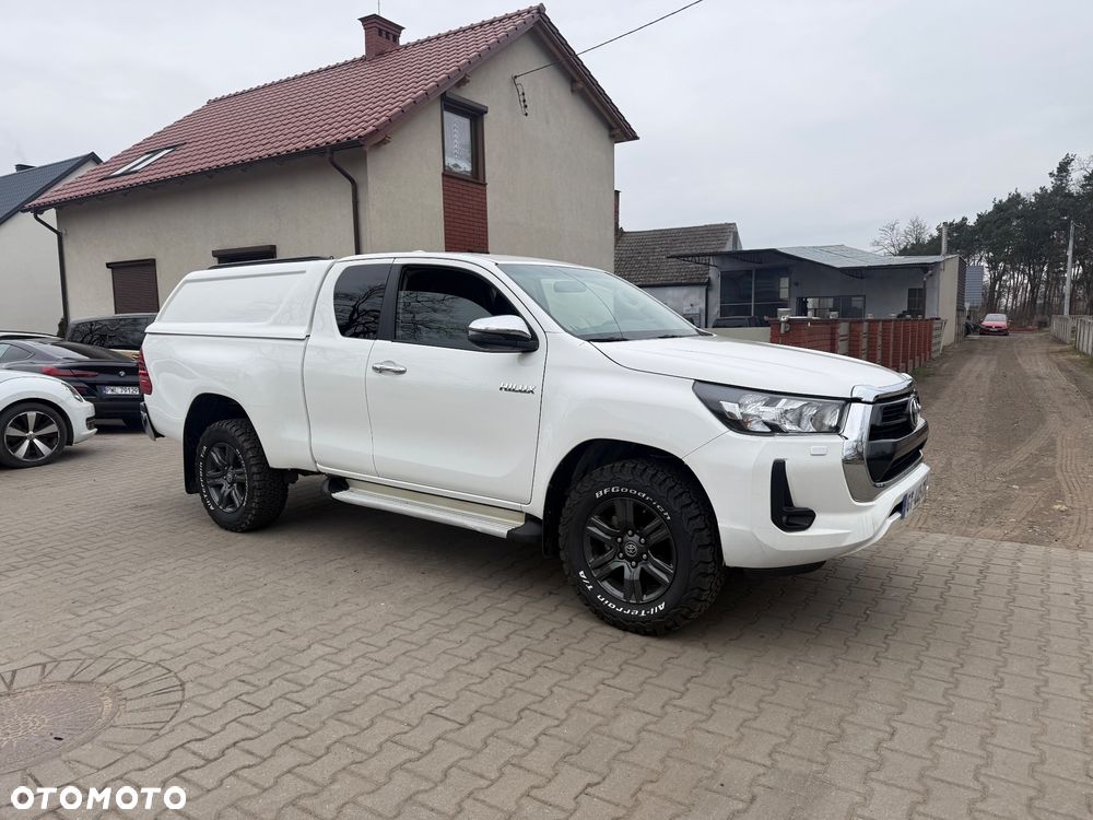 Toyota Hilux - 8