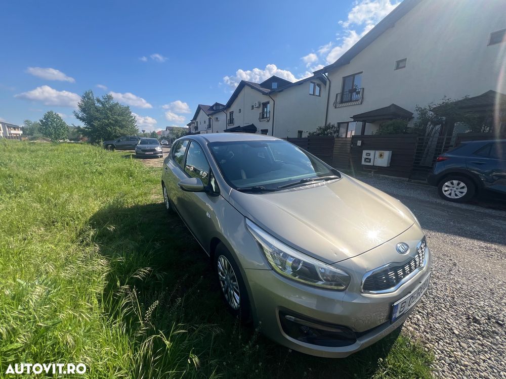 Kia Ceed 1.6 CRDi Spirit - 10