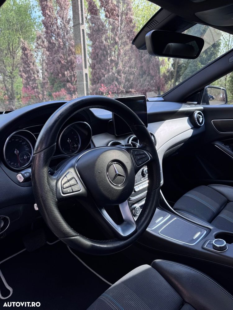 Mercedes-Benz CLA 200 - 10