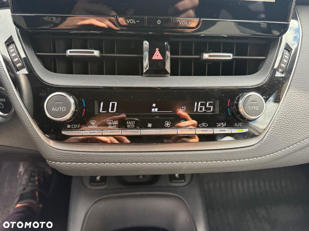 Toyota Corolla 2.0 Hybrid Comfort - 19