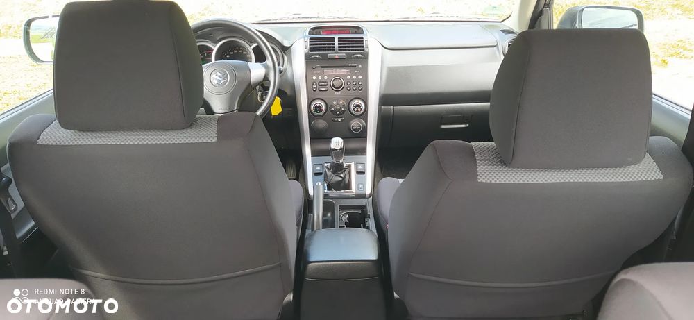 Suzuki Grand Vitara 1.6 Club - 8