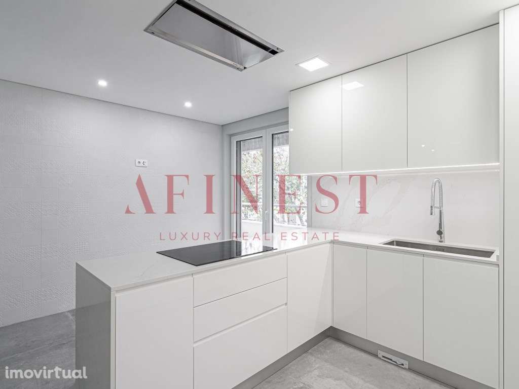 APARTAMENTO T3+1 COM MEZANINE EM CARCAVELOS - Grande imagem: 3/37