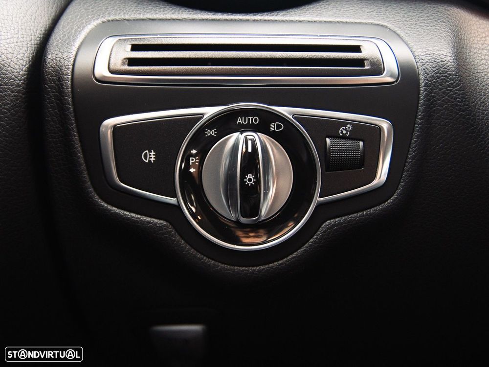 Mercedes-Benz C 180 BlueTEC Exclusive - 24