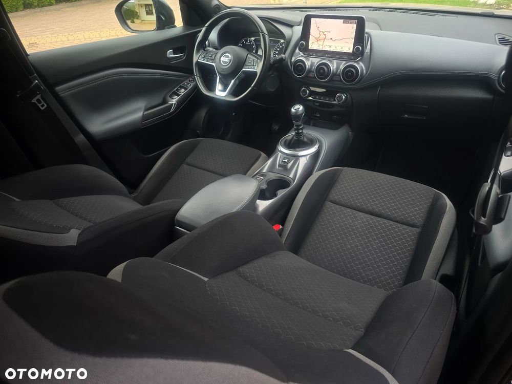 Nissan Juke 1.0 DIG-T Tekna - 23