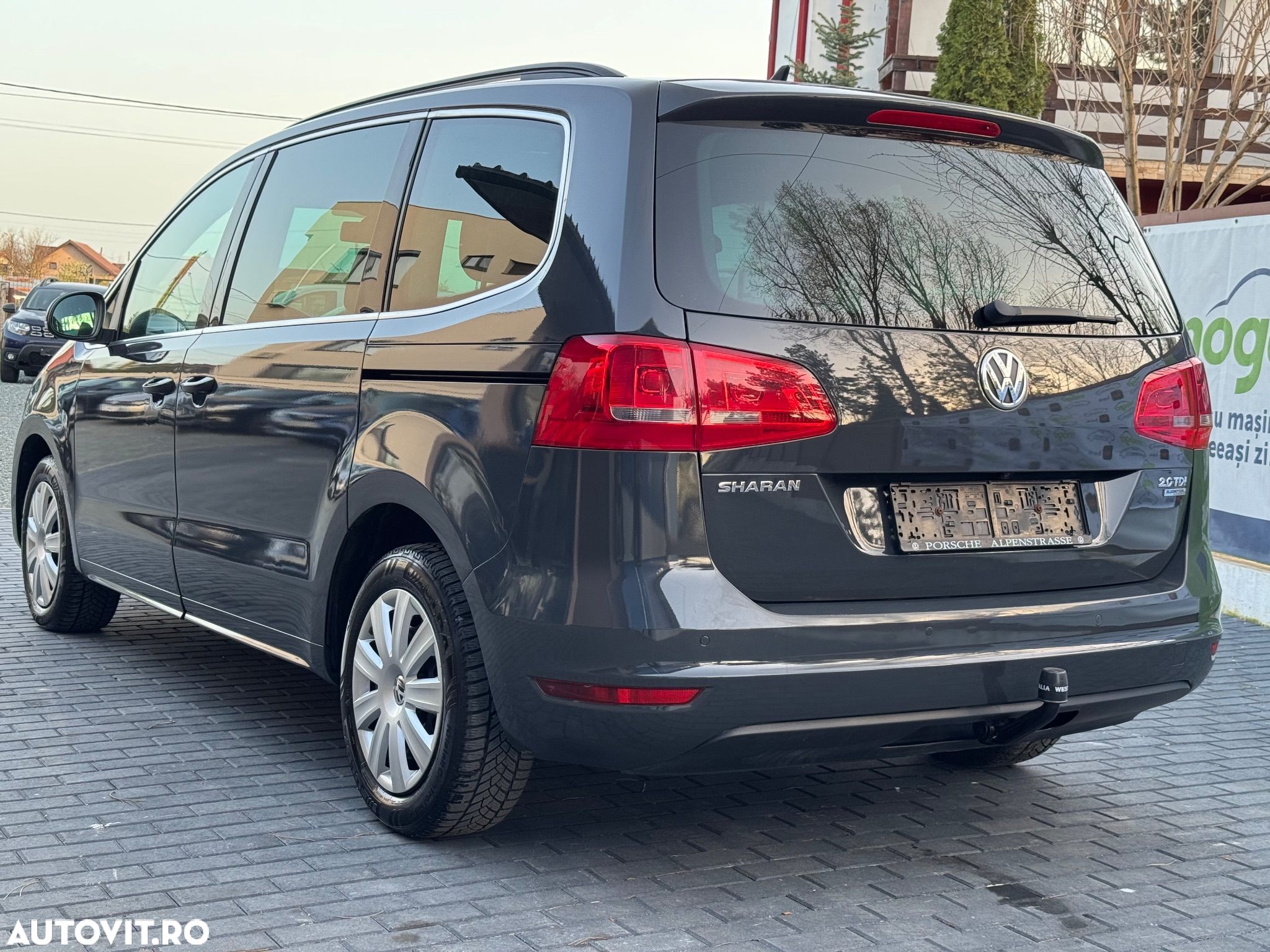 Volkswagen Sharan 2.0 TDI BlueMotion Technology Life - 17