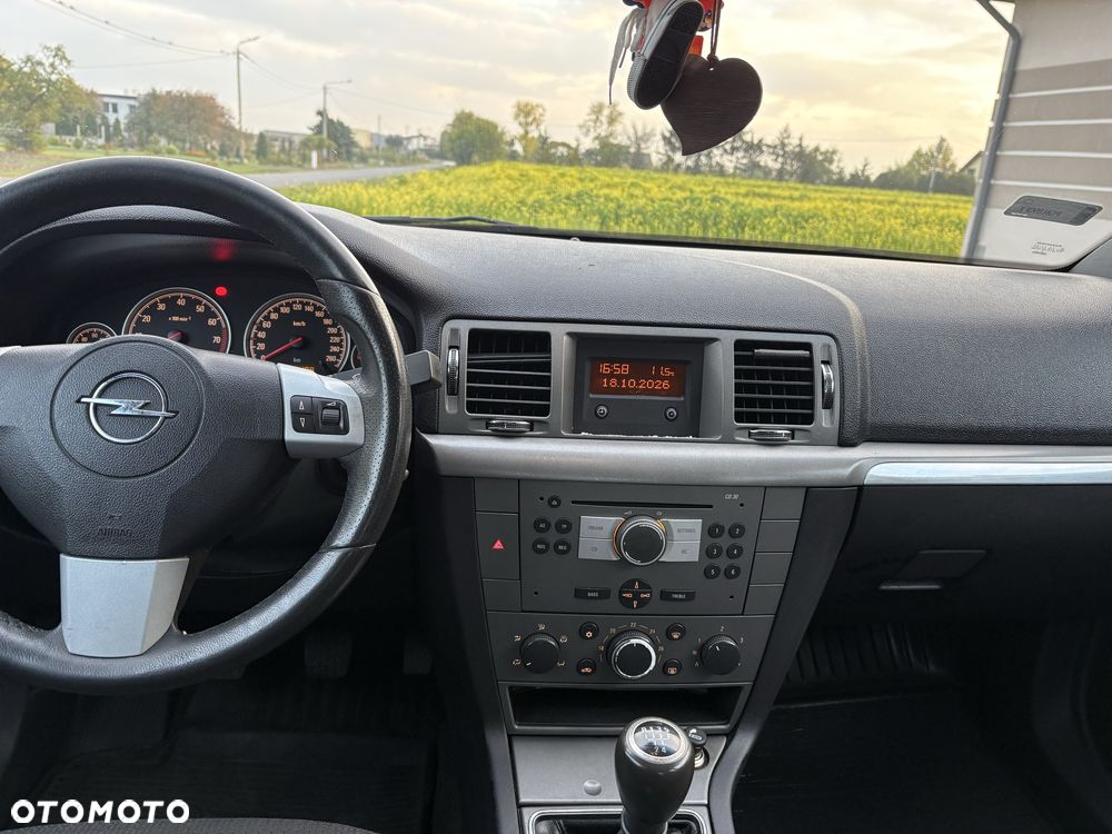 Opel Vectra - 8